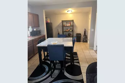10634 S Avenue O, Chicago, IL 60617 - Photo 15