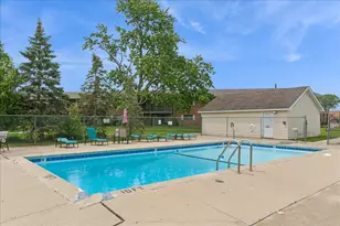 7425 Brookdale Dr, Darien, IL 60561 - Photo 19