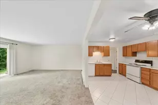 7425 Brookdale Dr, Darien, IL 60561 - Photo 5
