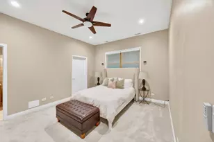 2245 W North Ave, Chicago, IL 60647 - Photo 15