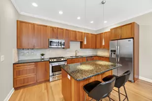 2245 W North Ave, Chicago, IL 60647 - Photo 3