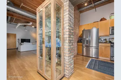1330 W Monroe Street #410, Chicago, IL 60607 - Photo 17