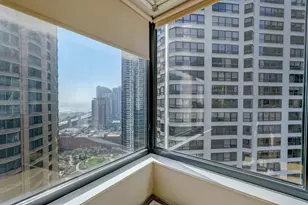 401 E Ontario St, Chicago, IL 60611 - Photo 13