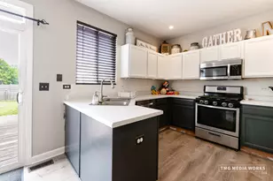 1603 Hawthorne Ridge Dr, Plainfield, IL 60586 - Photo 9
