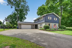 4450 E 1309th Rd, Earlville, IL 60518 - Photo 3
