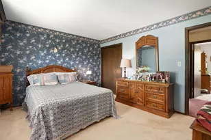 1140 Rosedale Ln, Hoffman Estates, IL 60169 - Photo 11
