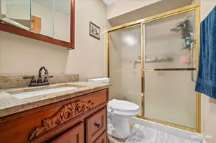 45 Briargate Cir, Sugar Grove, IL 60554 - Photo 13