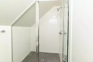 2045 N Wolcott Ave, Chicago, IL 60614 - Photo 17