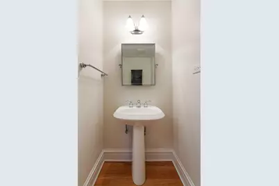 [Address not provided], Evanston, IL 60201 - Photo 21
