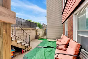 1910 S Leavitt St, Chicago, IL 60608 - Photo 5