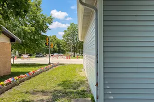 1516 N Mattis Ave, Champaign, IL 61821 - Photo 27