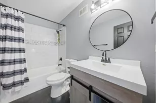 450 Victoria Cir, Park Forest, IL 60466 - Photo 21