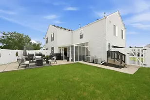 450 Victoria Cir, Park Forest, IL 60466 - Photo 35