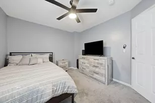 450 Victoria Cir, Park Forest, IL 60466 - Photo 19