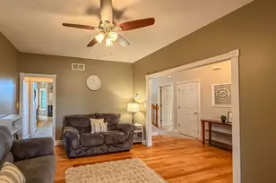 3906 Turnberry Dr, Champaign, IL 61822 - Photo 9