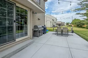 3906 Turnberry Dr, Champaign, IL 61822 - Photo 41