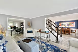 1205 Thorndale Ln, Lake Zurich, IL 60047 - Photo 7