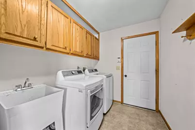4276 Kensington Way, Rockton, IL 61072 - Photo 15