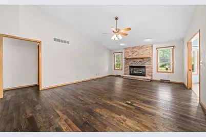 4276 Kensington Way, Rockton, IL 61072 - Photo 5