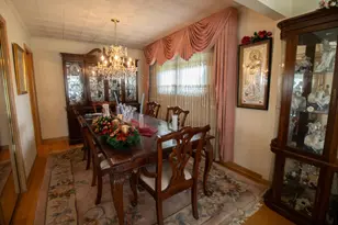 8662 N Merrill St, Niles, IL 60714 - Photo 9