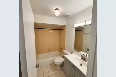 811 S Dwyer Avenue #E, Arlington Heights, IL 60005 - Photo 5
