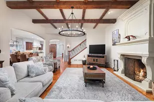 849 E Hillside Rd, Naperville, IL 60540 - Photo 15