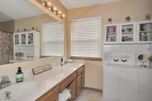 2733 Foxwood Dr, New Lenox, IL 60451 - Photo 11