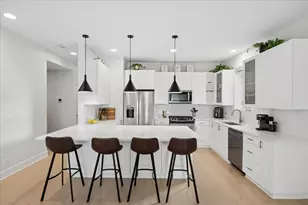 1850 W Division St, Chicago, IL 60622 - Photo 3