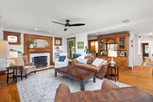 23 N Columbia St, Naperville, IL 60540 - Photo 29