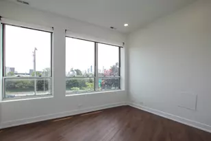 1001 N Milwaukee Ave, Chicago, IL 60642 - Photo 15