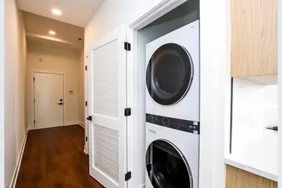 1001 N Milwaukee Avenue #201, Chicago, IL 60642 - Photo 9
