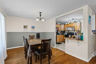 11035 S Ave E, Chicago, IL 60617 - Photo 5