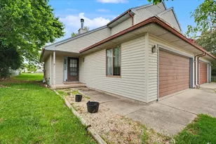 711 Higgins Rd, Champaign, IL 61822 - Photo 3