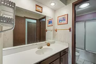 711 Higgins Rd, Champaign, IL 61822 - Photo 19