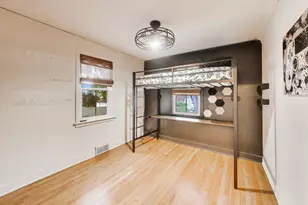 11000 S Trumbull Ave, Chicago, IL 60655 - Photo 15