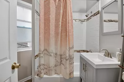 7224 S Saint Lawrence Avenue, Chicago, IL 60619 - Photo 39
