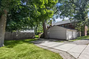 411 Laurel Ave, Highland Park, IL 60035 - Photo 25