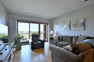 4210 N Natchez Ave, Chicago, IL 60634 - Photo 13