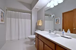 4210 N Natchez Ave, Chicago, IL 60634 - Photo 17