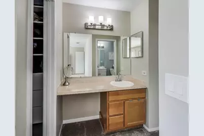 7044 Yorkshire Drive, Woodridge, IL 60517 - Photo 15