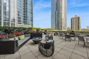 1201 S Prairie Ave, Chicago, IL 60605 - Photo 15