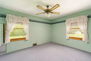 698 N 2853rd Rd, Lasalle, IL 61301 - Photo 15