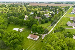 698 N 2853rd Rd, Lasalle, IL 61301 - Photo 39