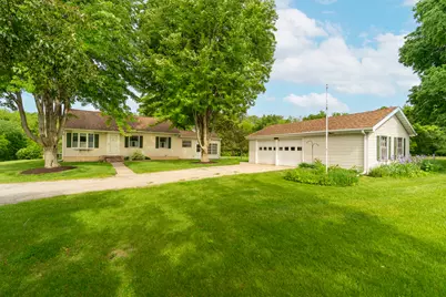 698 N 2853rd Road, Lasalle, IL 61301 - Photo 1
