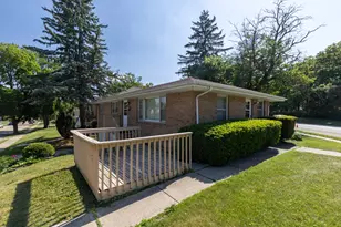 1807 Guilford Rd, Rockford, IL 61107 - Photo 5