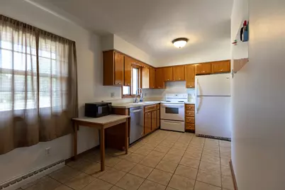 1807 Guilford Road, Rockford, IL 61107 - Photo 9