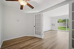 330 N Carter St, Palatine, IL 60067 - Photo 13