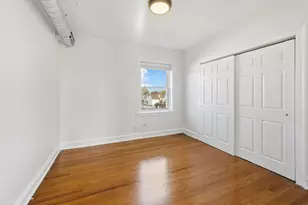 3050 W Cornelia St, Chicago, IL 60618 - Photo 7