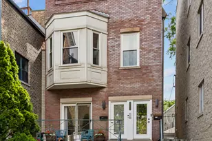 3053 N Clifton Ave, Chicago, IL 60657 - Photo 1