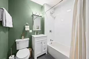 3053 N Clifton Ave, Chicago, IL 60657 - Photo 13